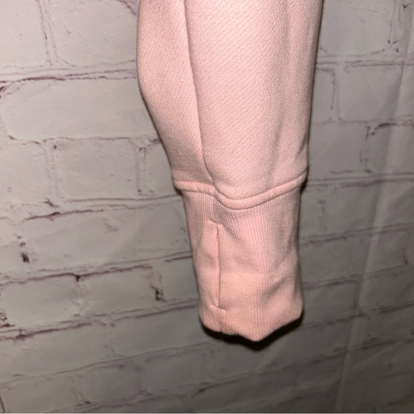 lululemon Scuba Full-Zip
Cropped Hoodie strawberry milkshake/gold size 14 - Picture 7 of 9